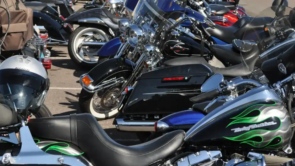Find places to ride in Arizona.